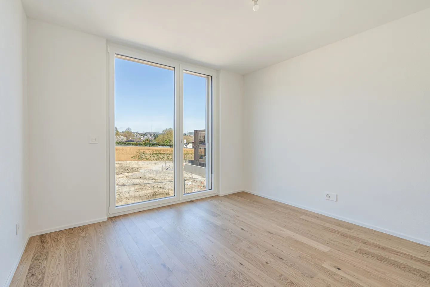 4.5 Room New Apartment with a Spacious Balcony - Photo 3 of 7