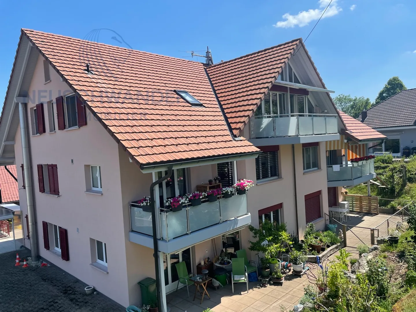 Dachwohnung mit Wintergarten und grosser Terrasse - Foto 9 von 12