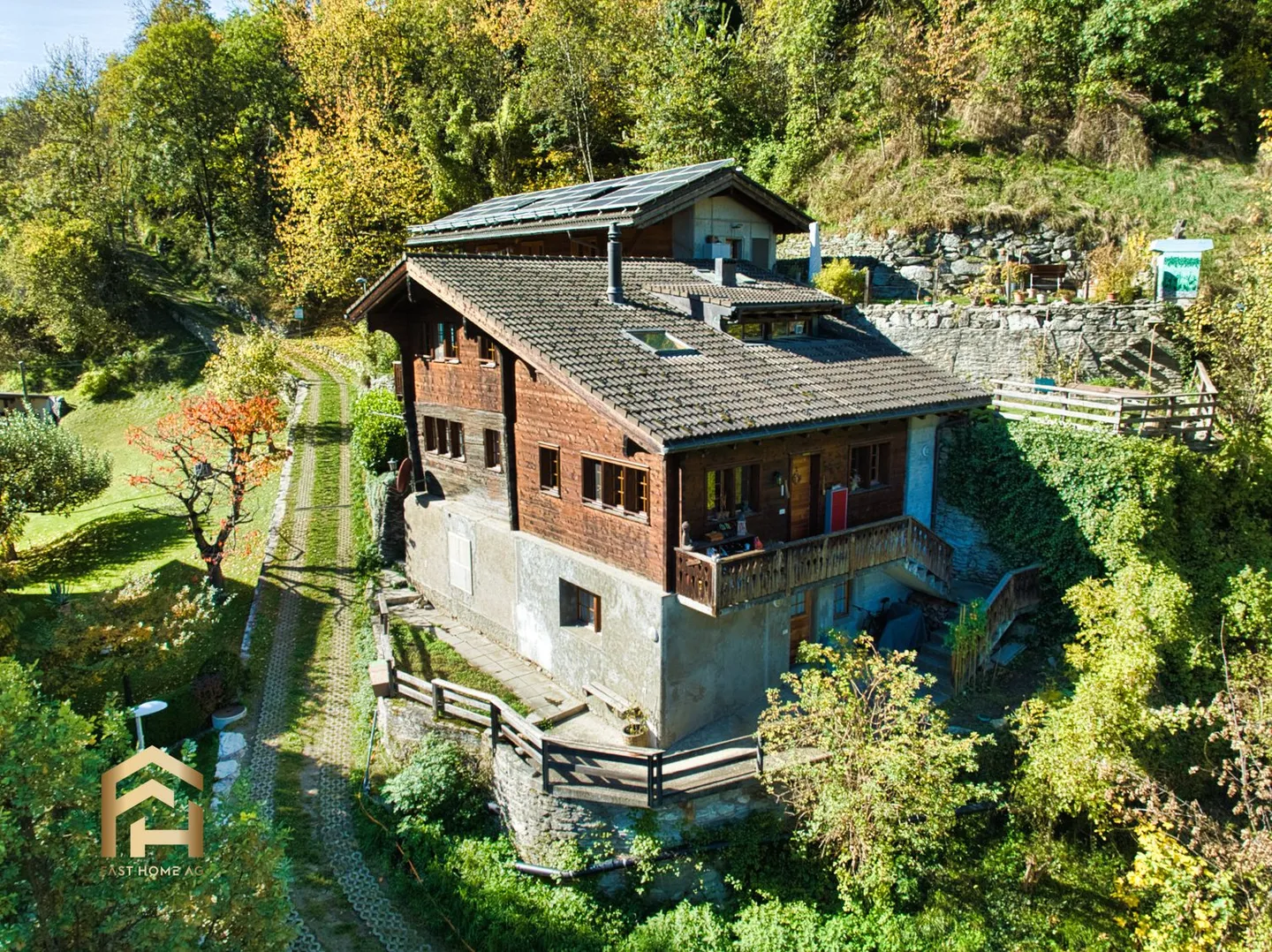 Charmantes Haus mit Potenzial - Foto 1 von 13