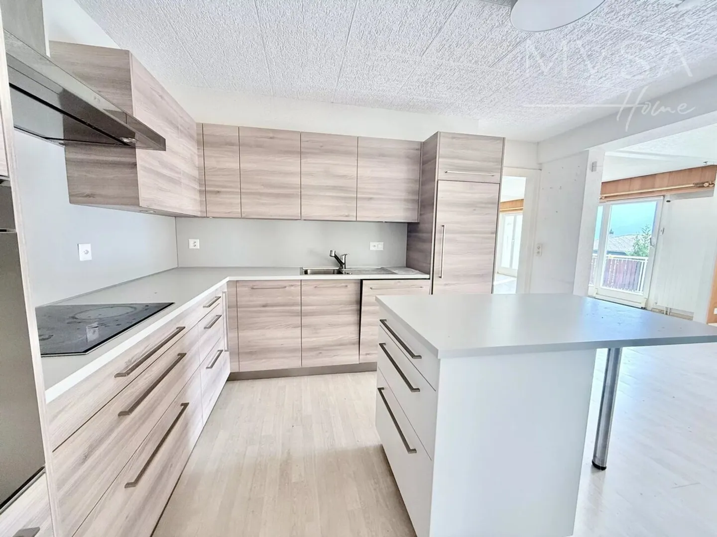 Haus 6,5 Zimmer - Foto 2 von 13