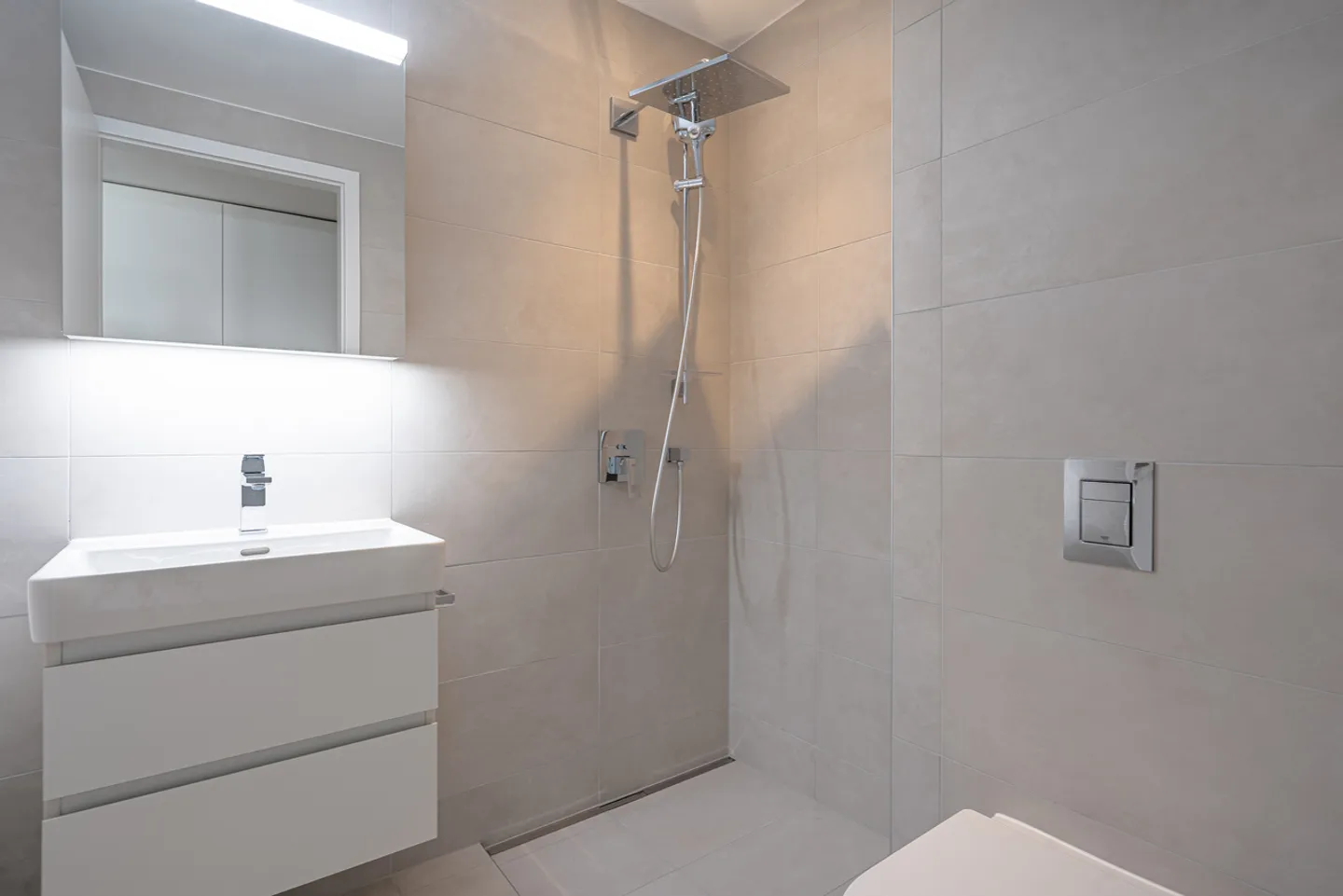 Schönes Apartment mit Balkon - Foto 6 von 7