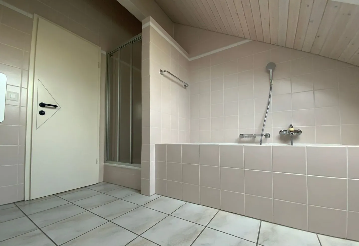 For rent - 3.5 rooms without reciprocity with balcony! - Photo 8 of 10