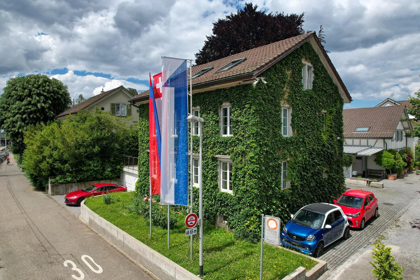 Practice rooms for rent in the House of Life - Photo 3 of 4