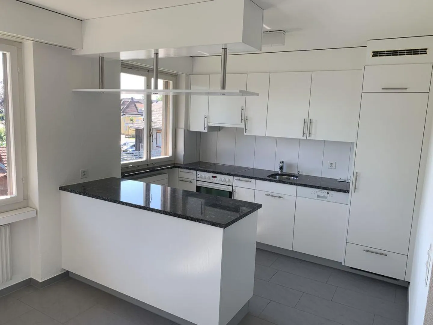 Your new home in the green! - Photo 2 of 10