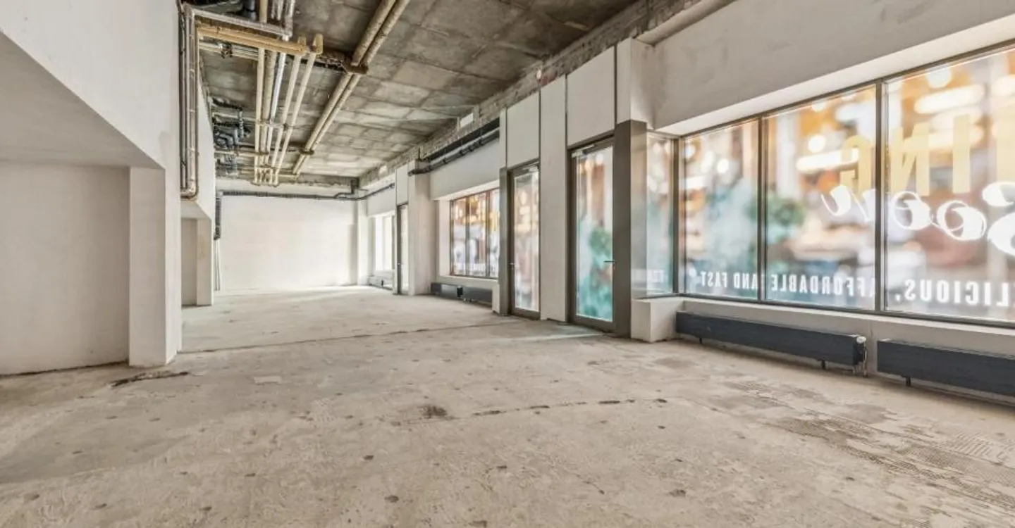 Attractive commercial space in a central location - Steinentorstrasse 14, Basel - Photo 4 of 9