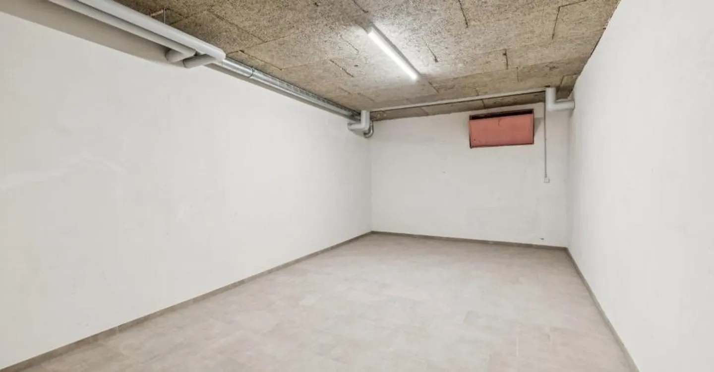 Attractive commercial space in a central location - Steinentorstrasse 14, Basel - Photo 7 of 9