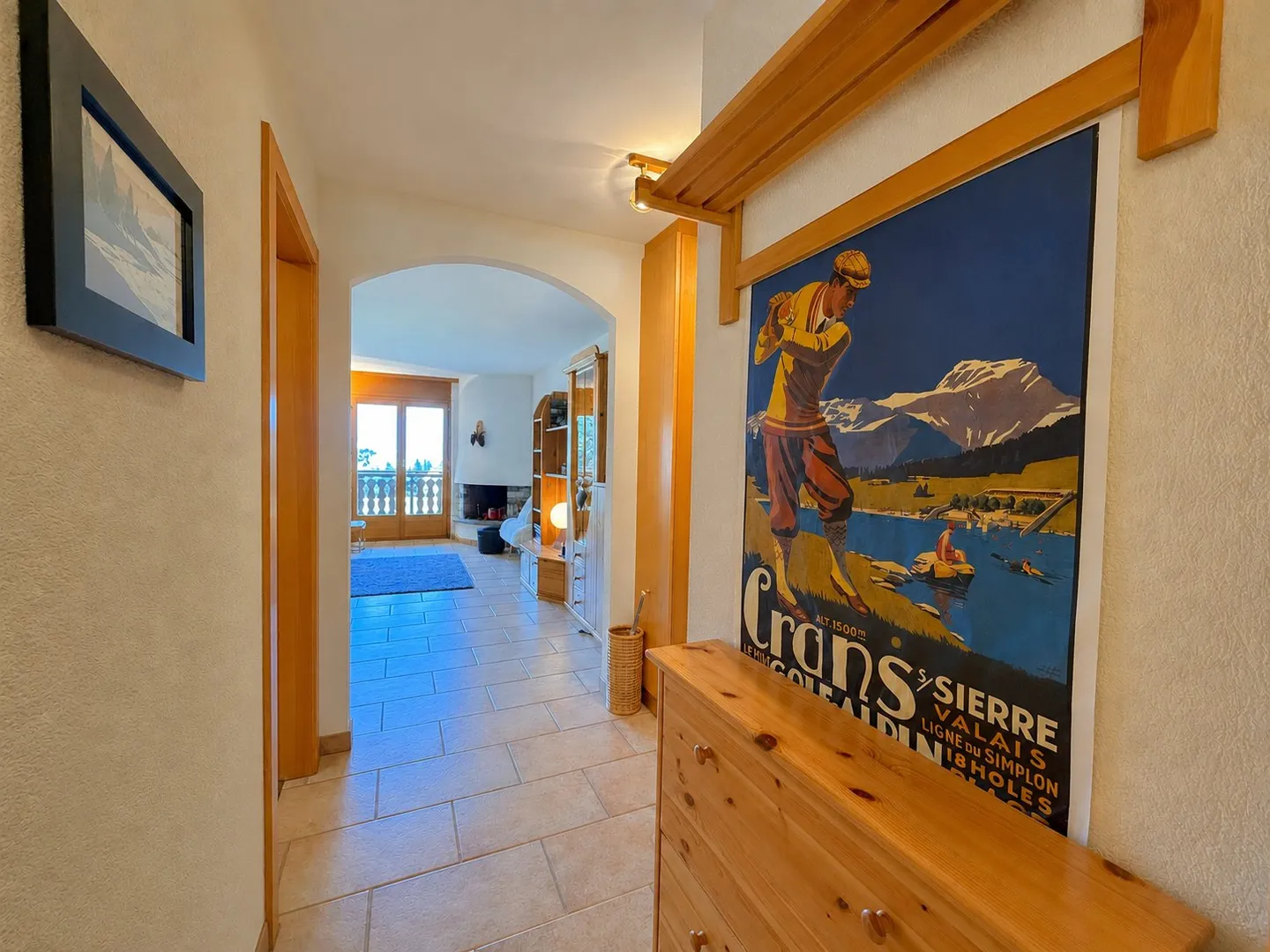 Sunny Apartment with Mountain View - Photo 2 of 5