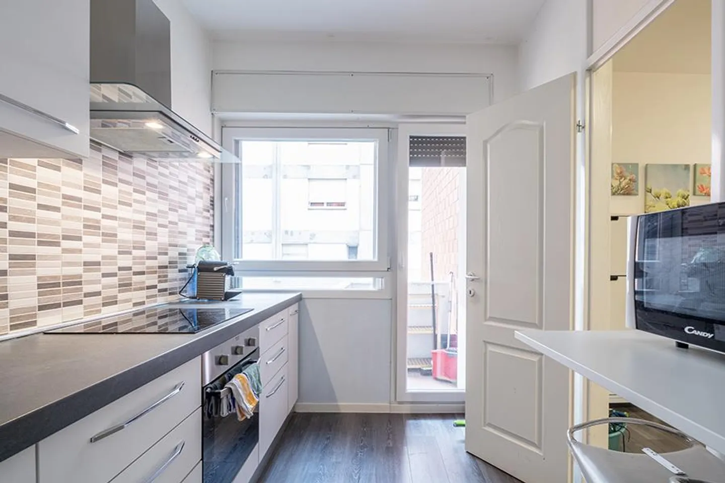 3.5 LOCALI A LUGANO - Foto 7 di 12