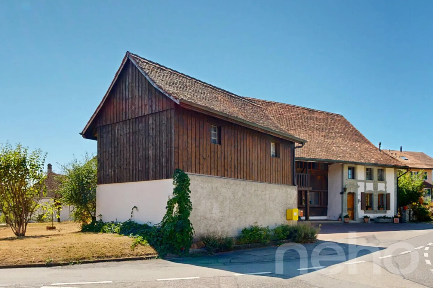 Magnifique ferme vaudoise avec possibilité d'agrandissement! - Photo 1 of 12