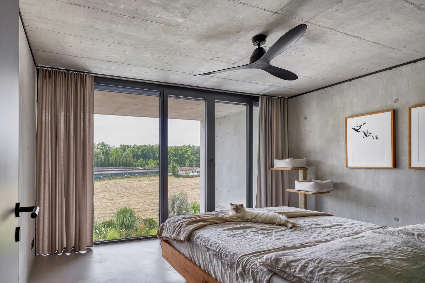 THE FRAME - Timeless Design. A Home with Corners and Edges. - Photo 15 of 17