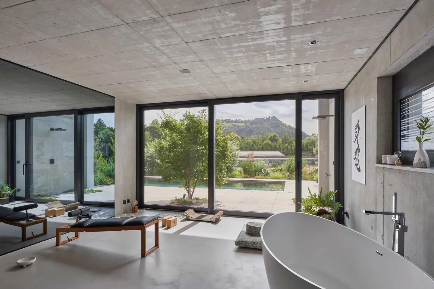 THE FRAME - Timeless Design. A Home with Corners and Edges. - Photo 13 of 17