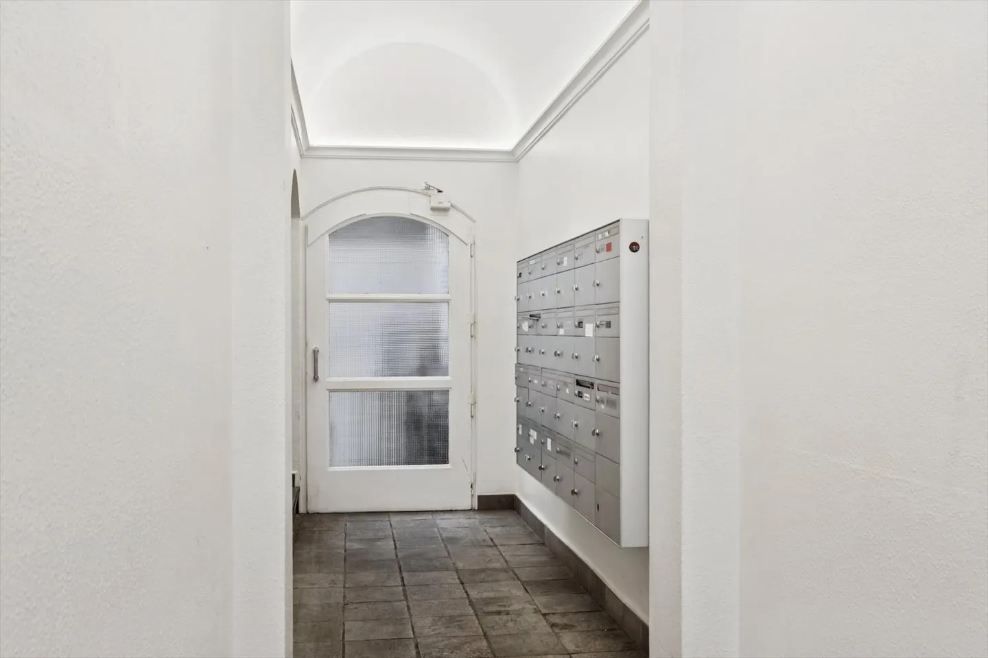 2-room apartment - Photo 7 of 10