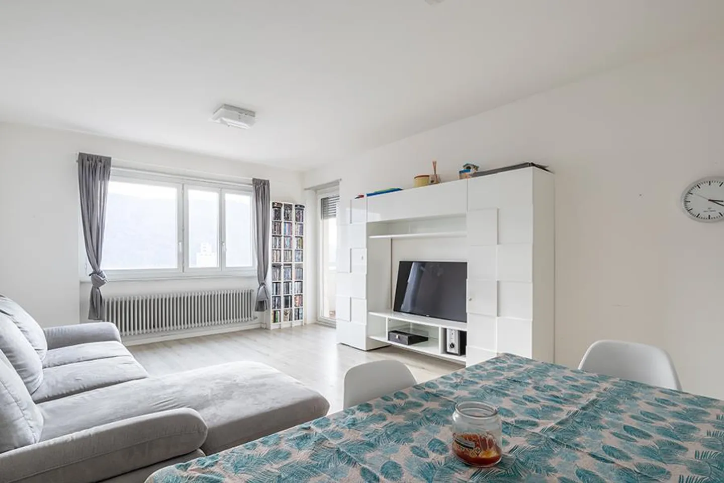 COMODO 4,5 LOCALI A BALERNA - Foto 2 di 19