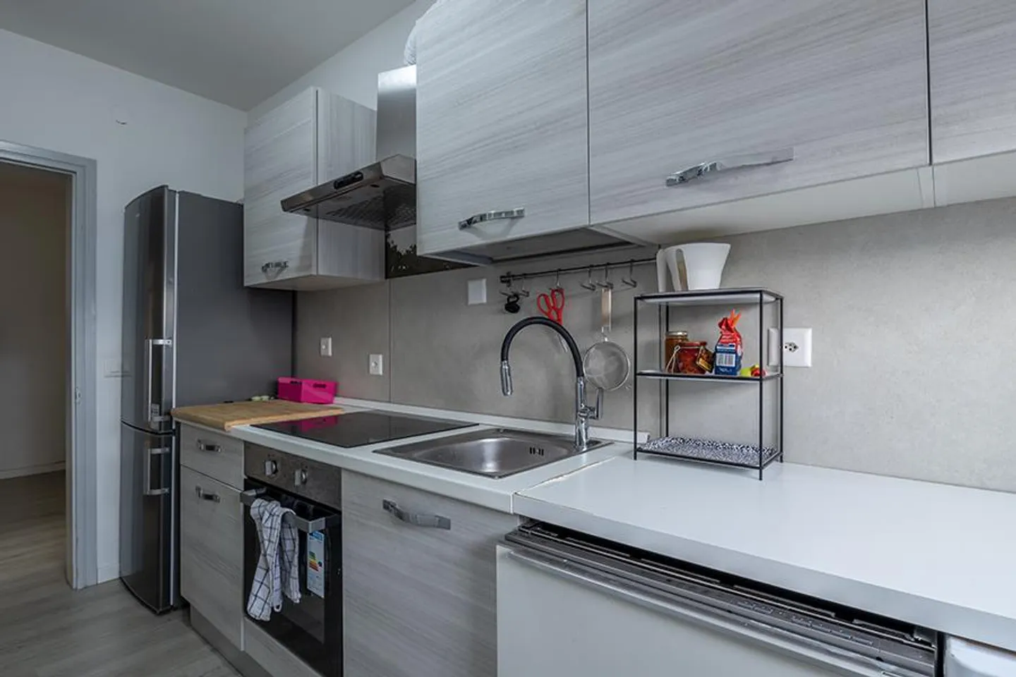 COMODO 4,5 LOCALI A BALERNA - Foto 7 di 19