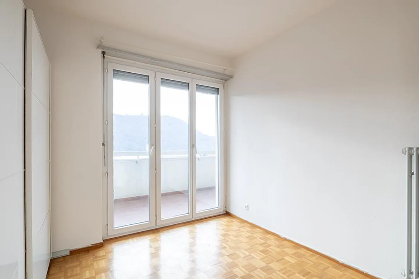 COMODO 4,5 LOCALI A BALERNA - Foto 12 di 19