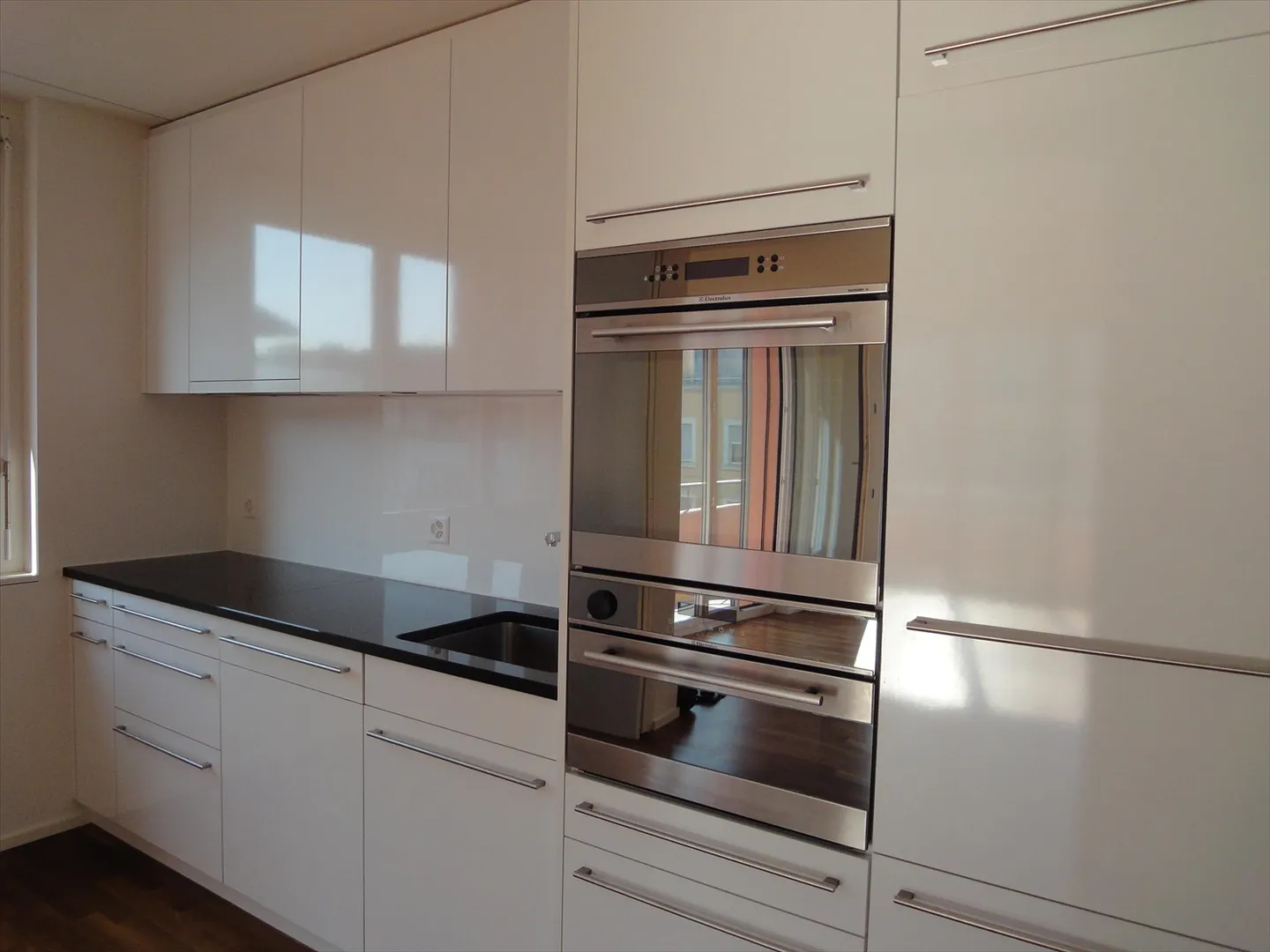 Appartamento moderno vicino a Schaffhauserplatz - Foto 3 di 6