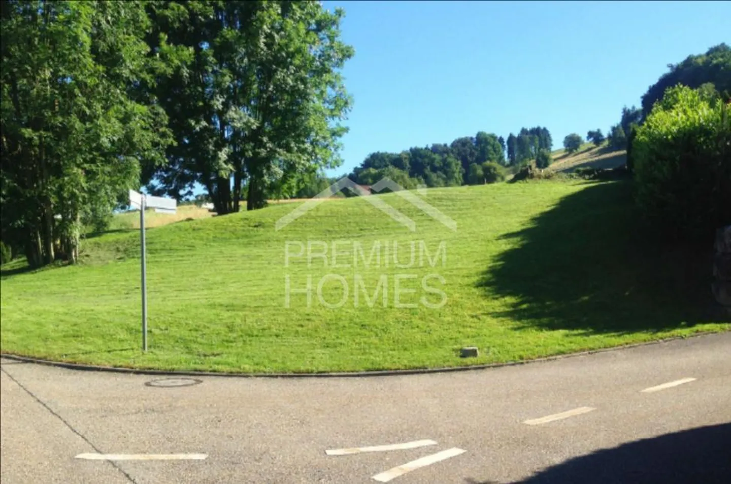 Building Paradise with Lake View - Photo 2 of 5