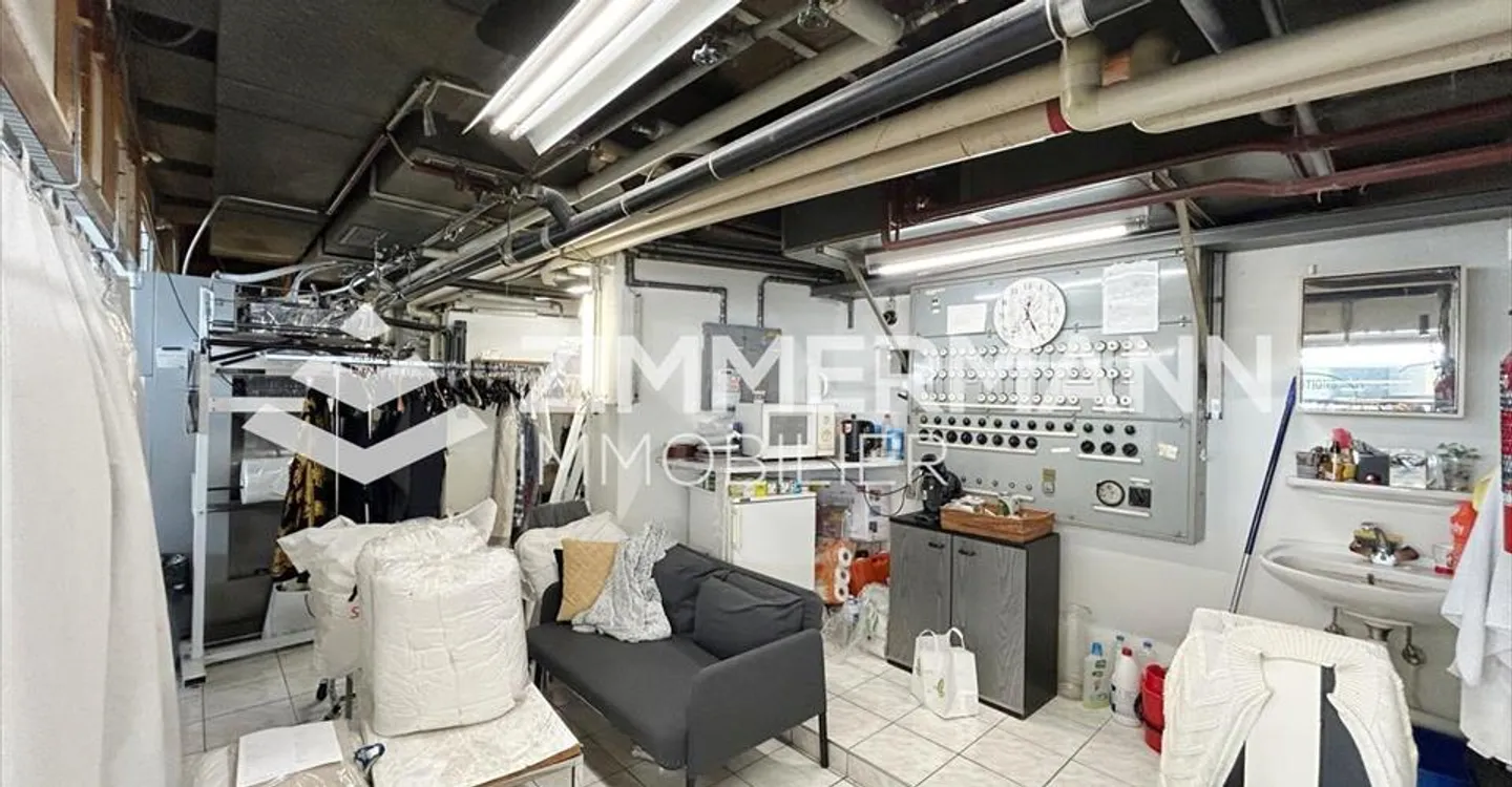 Negozio in affitto - Foto 2 di 5