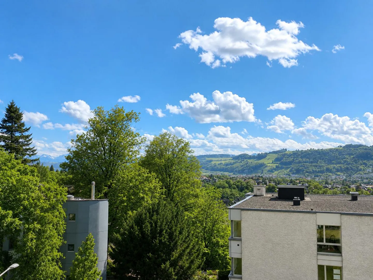 Stilvolle Wohnung mit Balkon - Foto 17 von 17