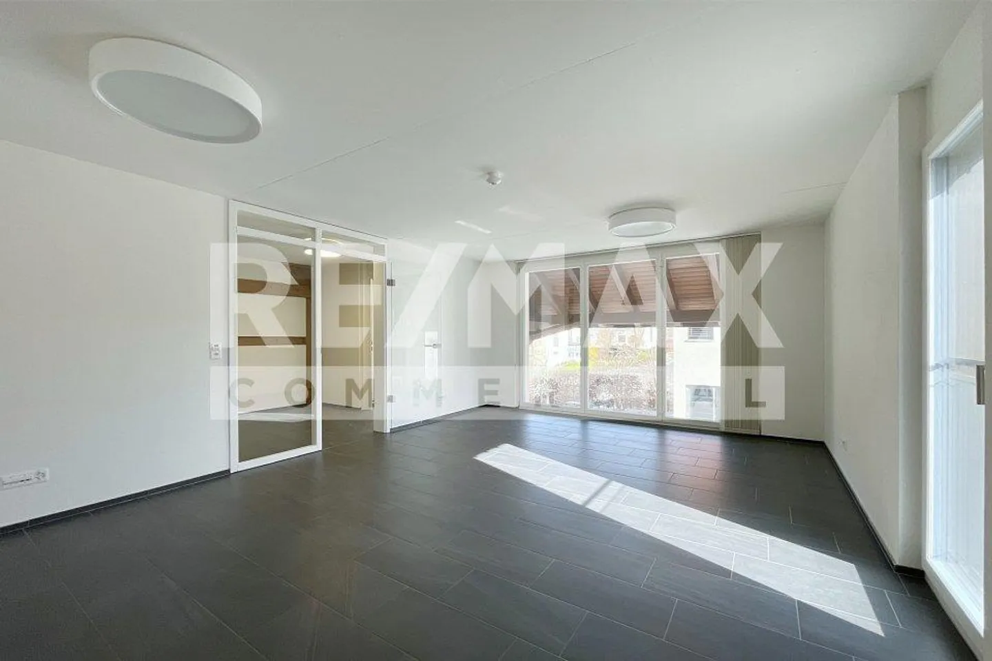 Yield Object - Commercial Property - Photo 4 of 13