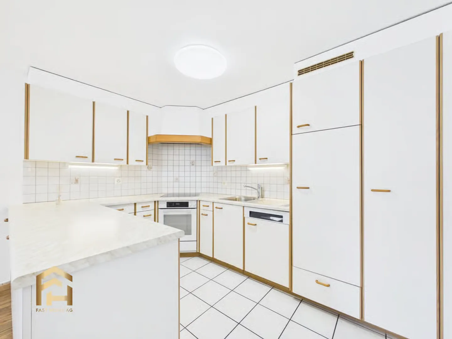 Helle 4.5-Zimmer-Wohnung mit Balkonen - Foto 6 von 13