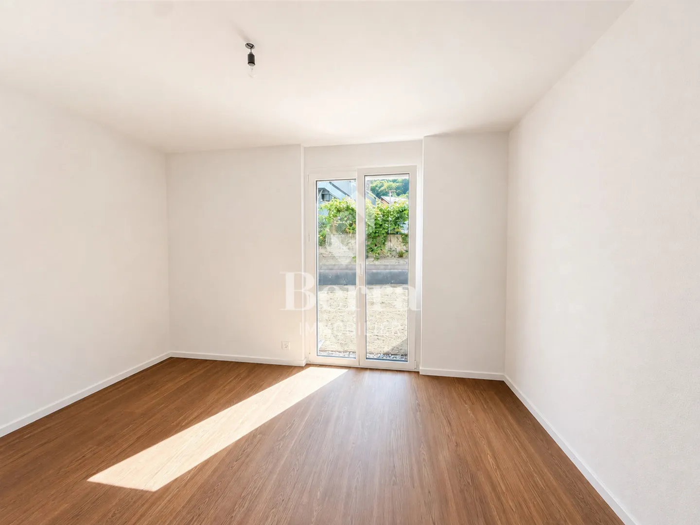 Appartamento moderno con giardino privato - Foto 10 di 15