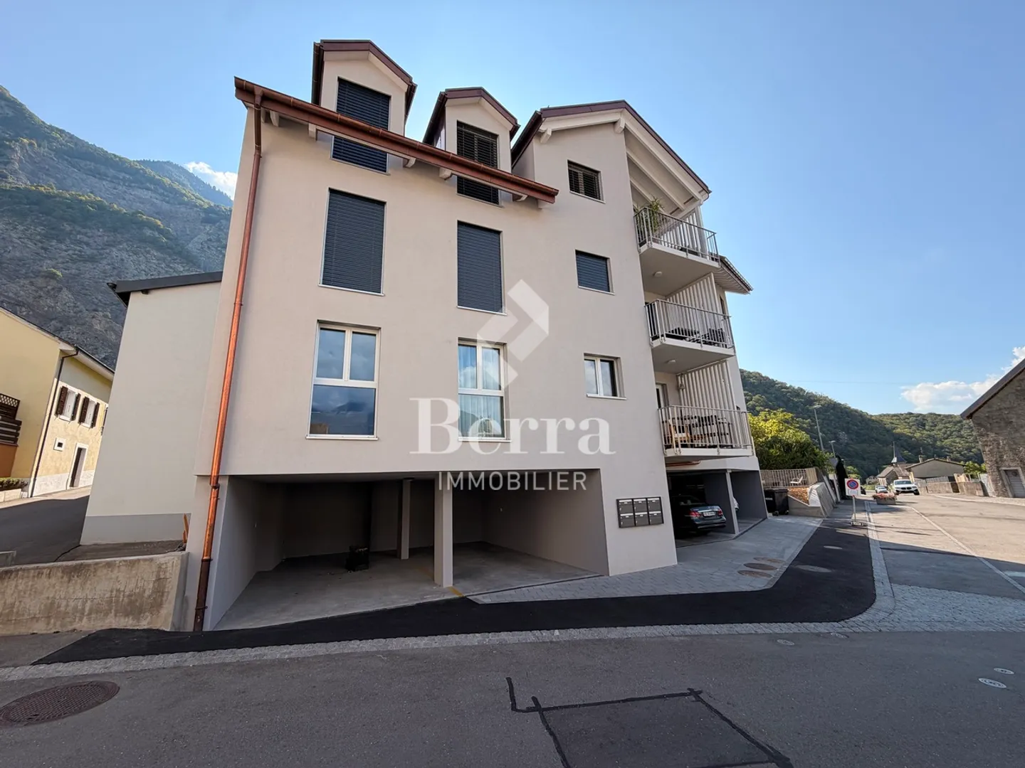 Appartamento moderno con giardino privato - Foto 13 di 15