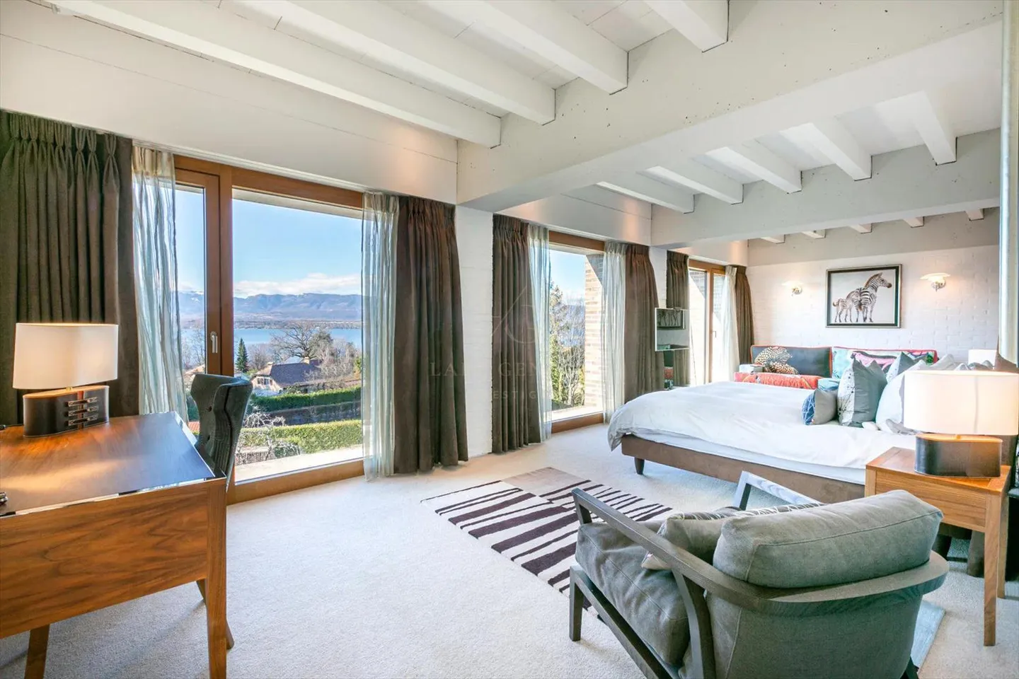 Exklusiv! Architekten-Villa mit Seeblick - Foto 3 von 13