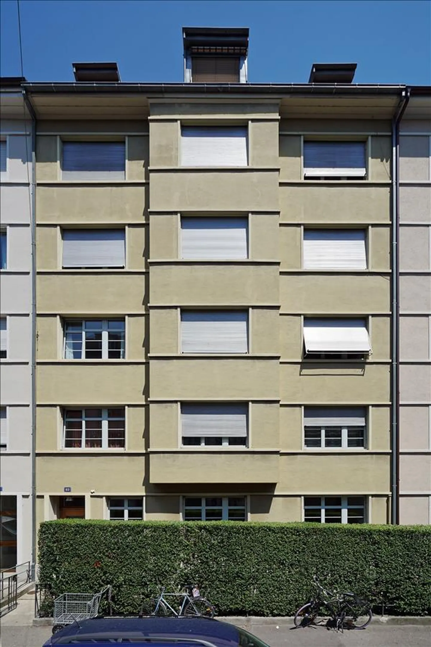 RENT WITHOUT DEPOSIT - Large apartment near fair and train station - Photo 1 of 12