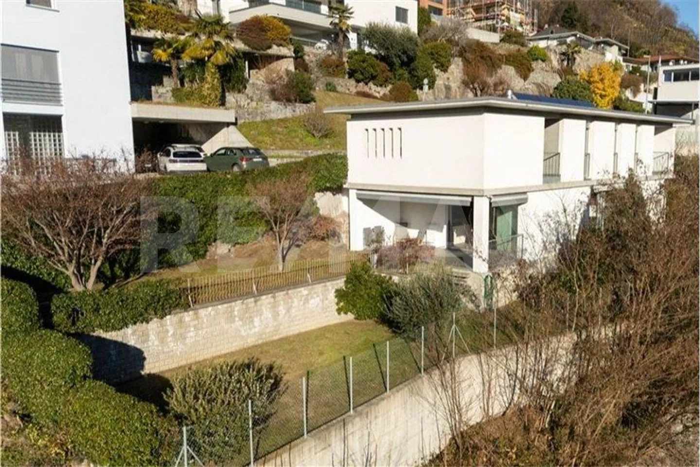 Villa with garden and privacy - Photo 3 of 13