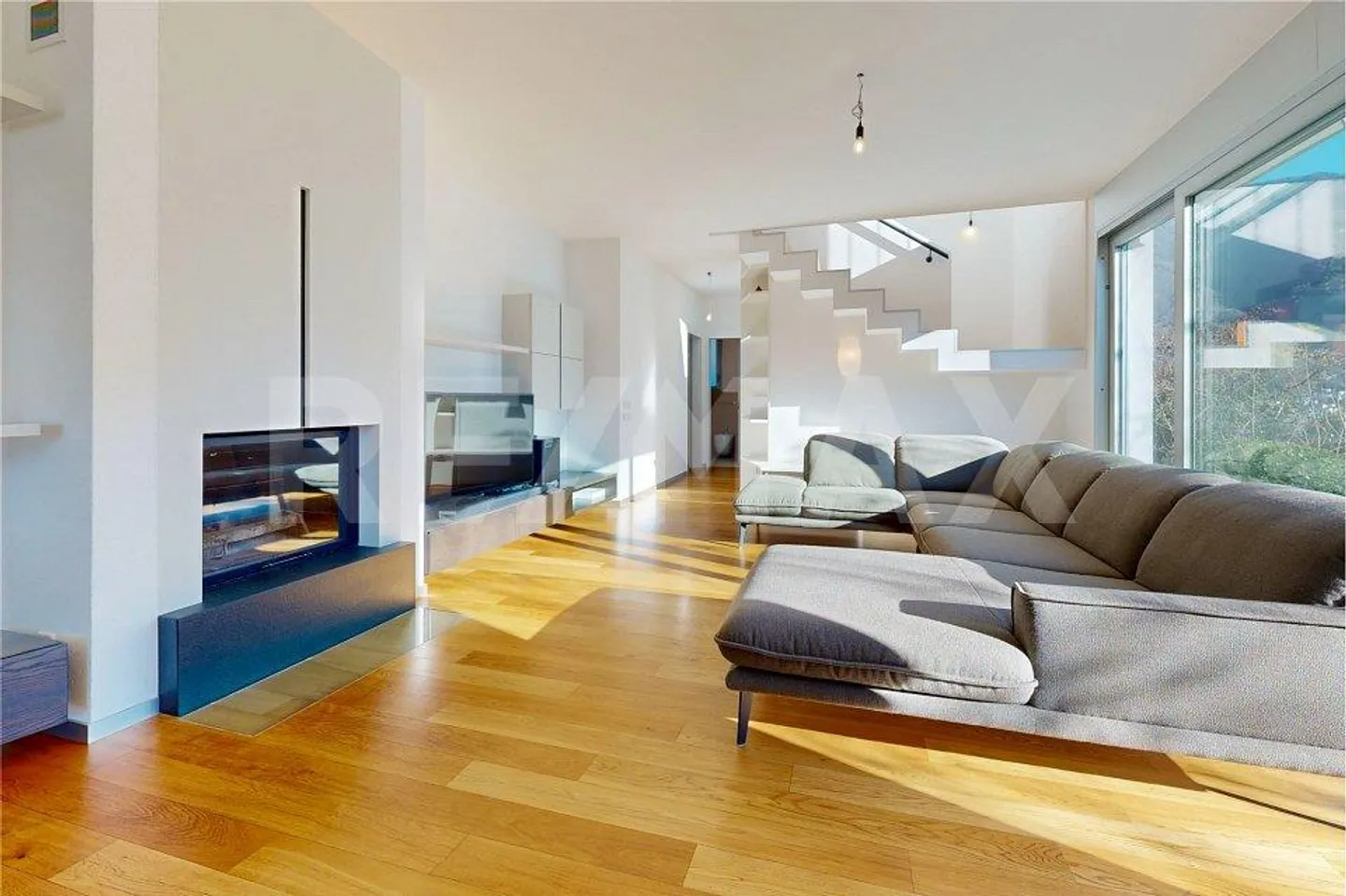 Villa with garden and privacy - Photo 4 of 13