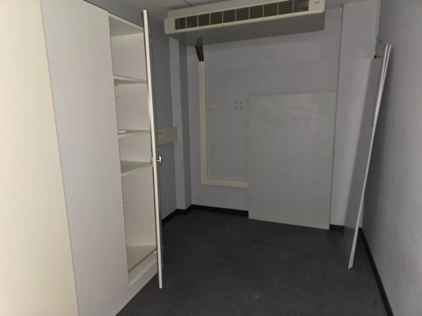 «Bureau de 62m2- Proximité autoroute/gare» - Photo 1 sur 5