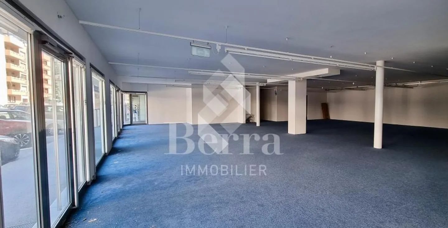 Commercial Space in the City of Sierre - Photo 1 of 5