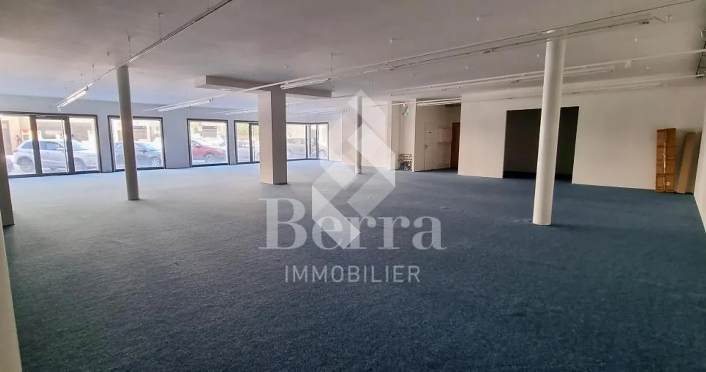 Commercial Space in the City of Sierre - Photo 2 of 5