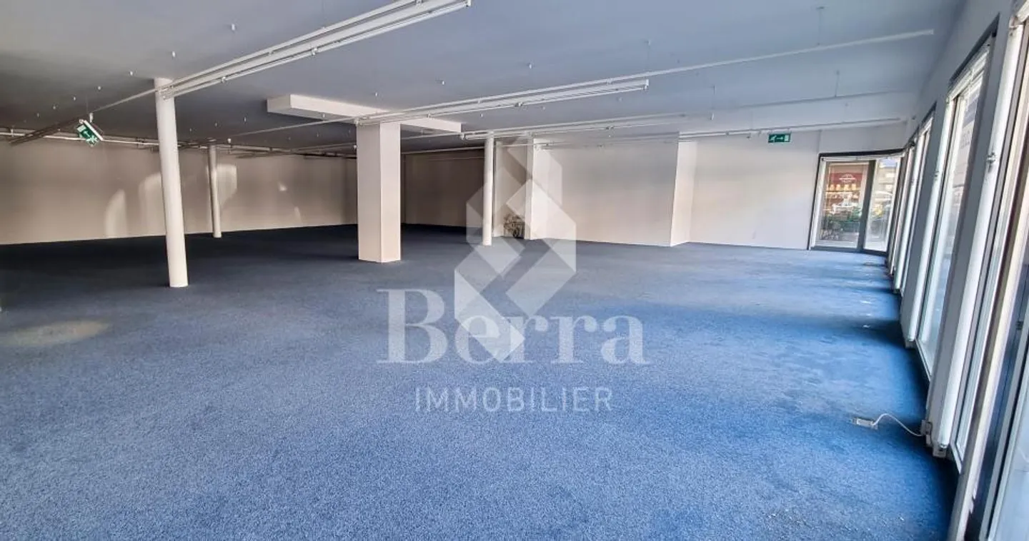 Commercial Space in the City of Sierre - Photo 4 of 5