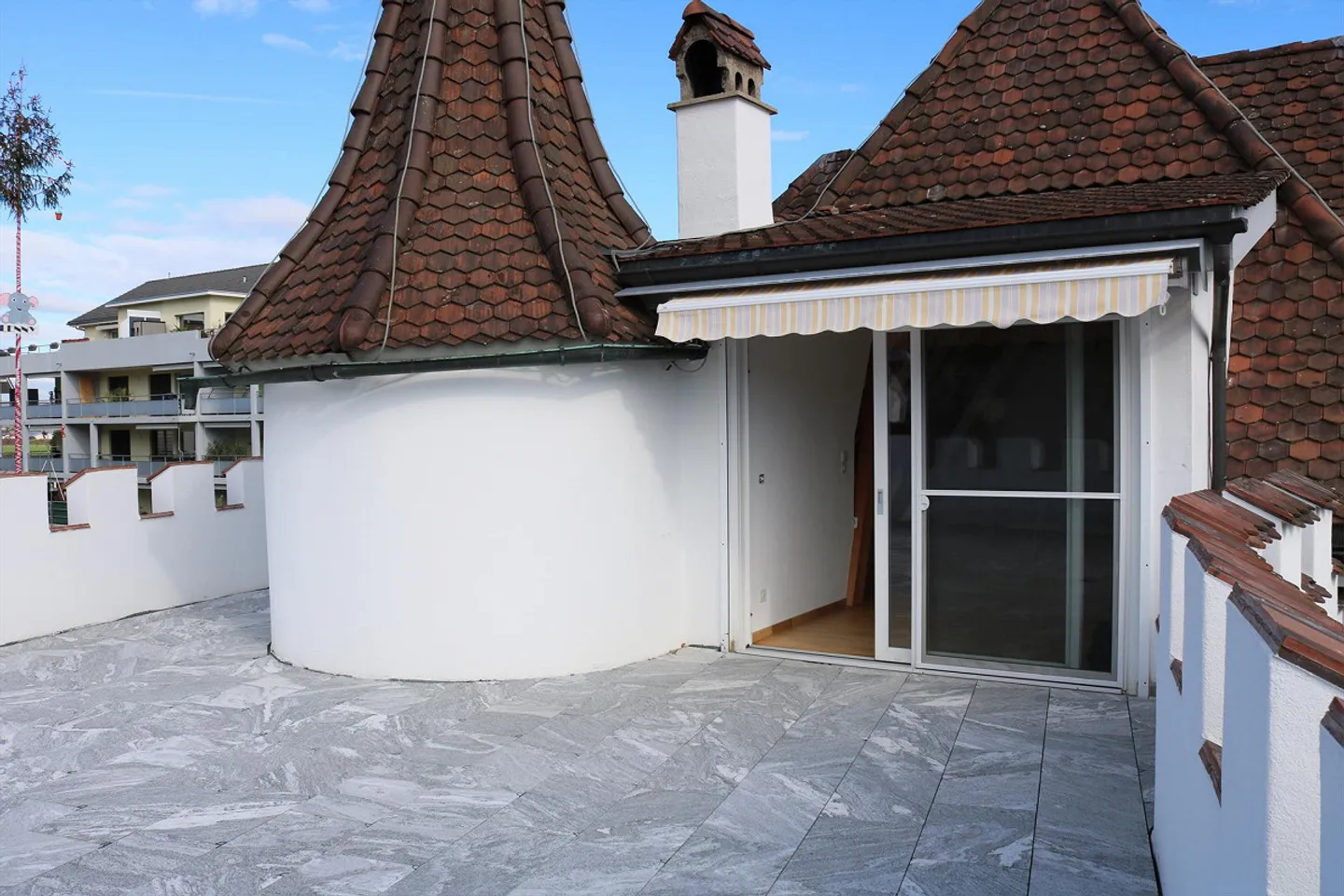 Dachwohnung mit grosser Terrasse - Foto 14 von 14