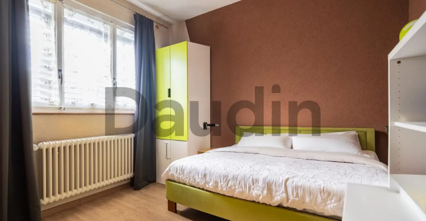 Reihenhaus mit 5,5 Zimmern in einer grünen Umgebung - Foto 5 von 7