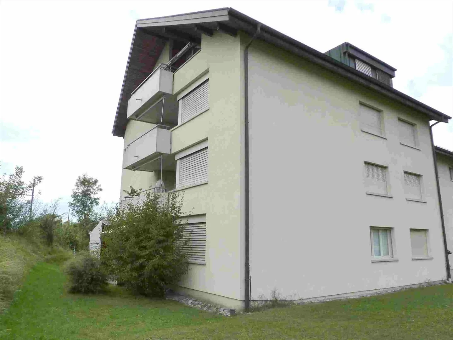 Grand appartement mansardé - Photo 1 sur 9