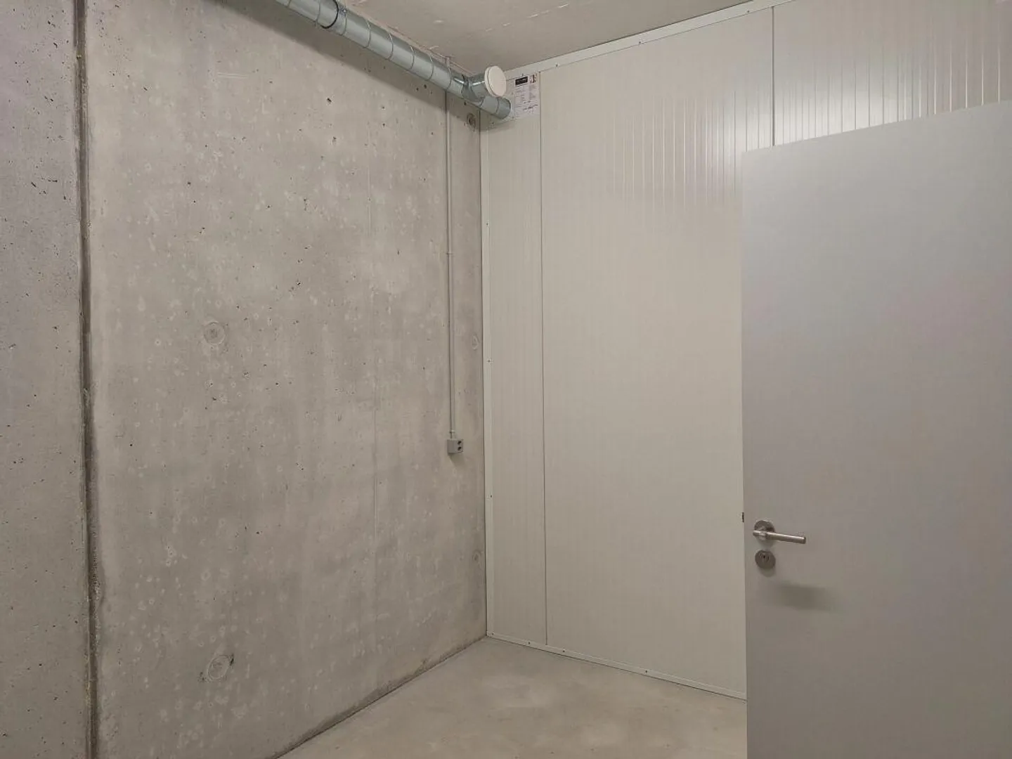 Available / Storage Room - Photo 4 of 4