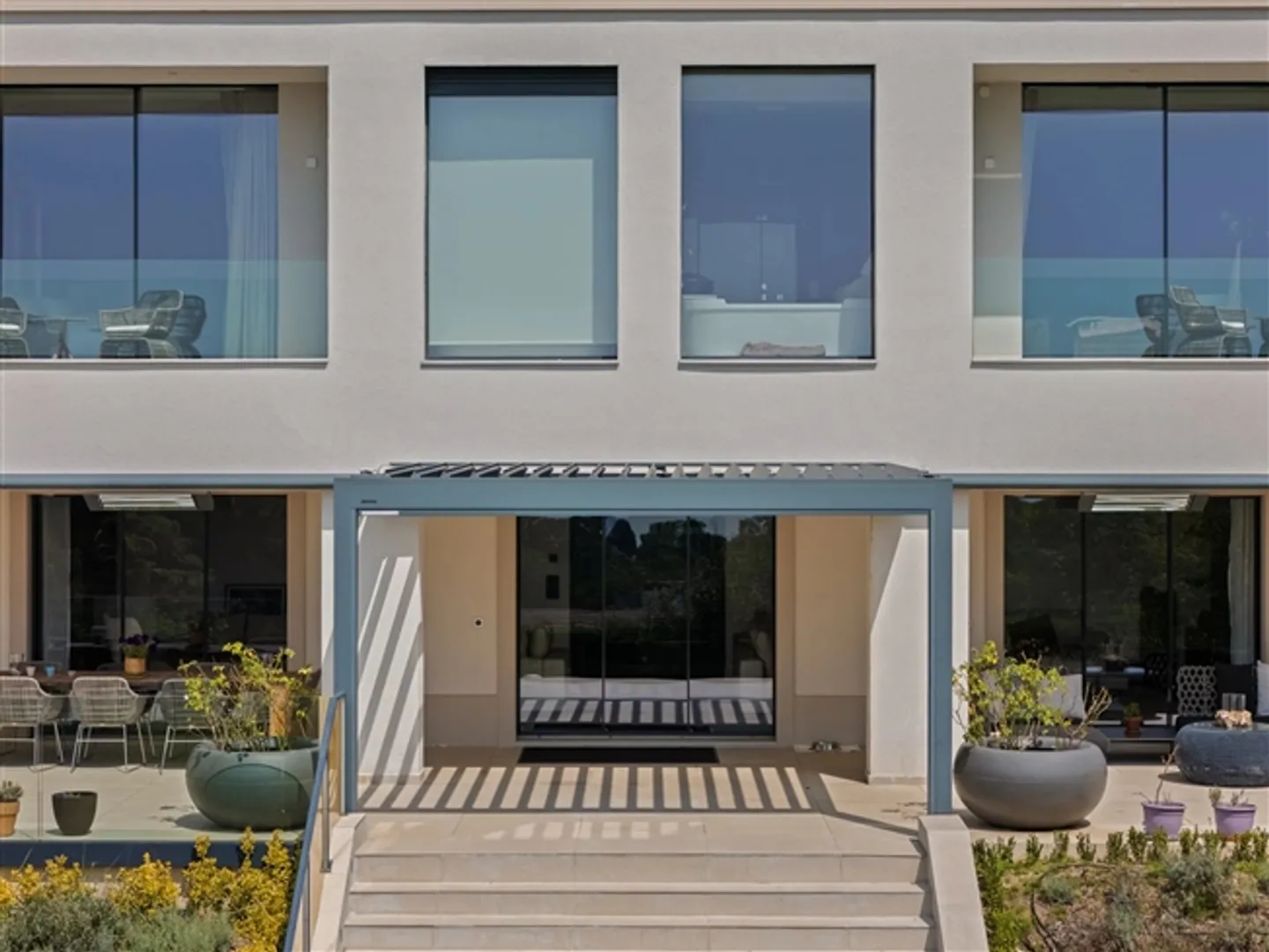 «Wunderschöne zeitgenössische Villa mit Blick auf den Genfersee» - Foto 4 von 10