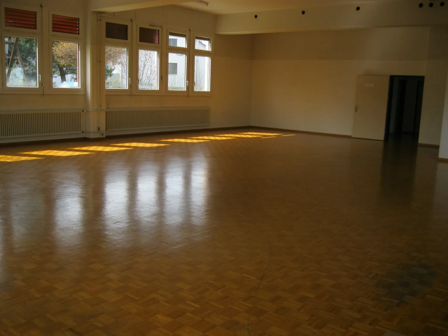 Commercial space with ramp - from 01.10.2024 or by arrangement - Photo 4 of 4