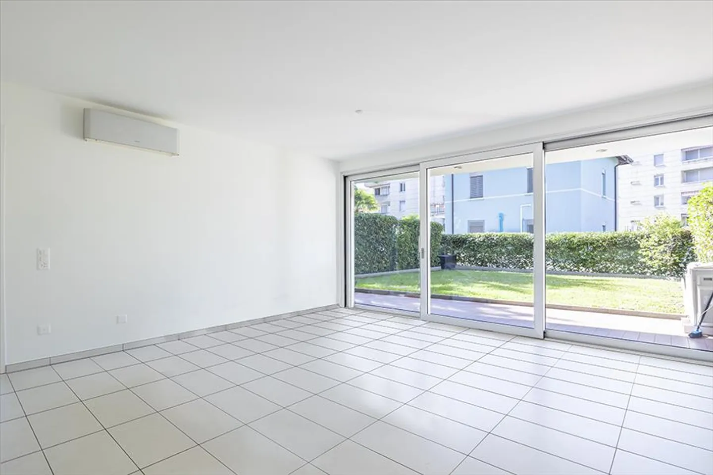 ELEGANTE 3.5 CON GIARDINO A VIGANELLO - Foto 1 di 17