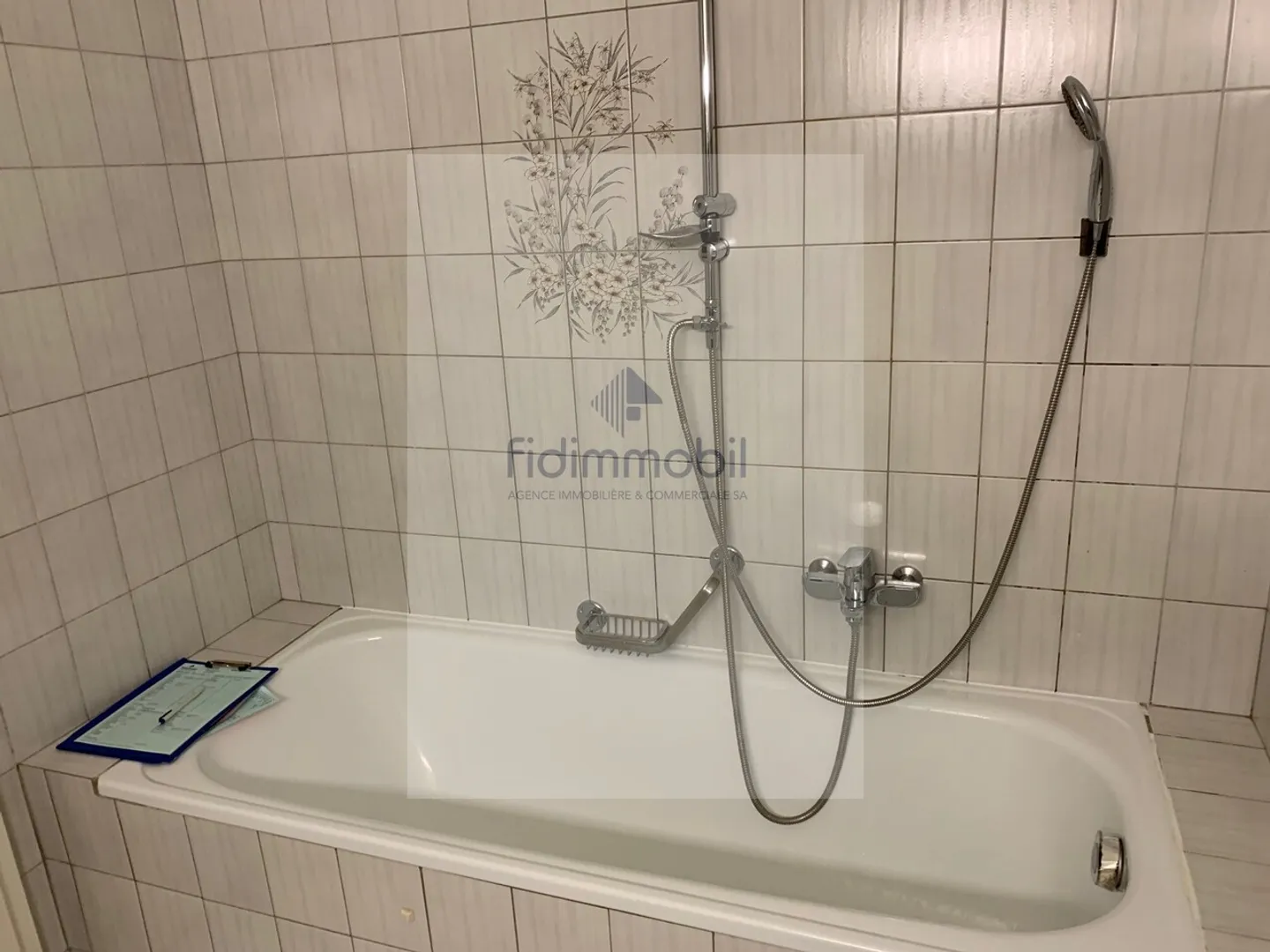 APARTMENT CLOSE TO ALL AMENITIES WITH BALCONY AND FIREPLACE - Photo 8 of 9