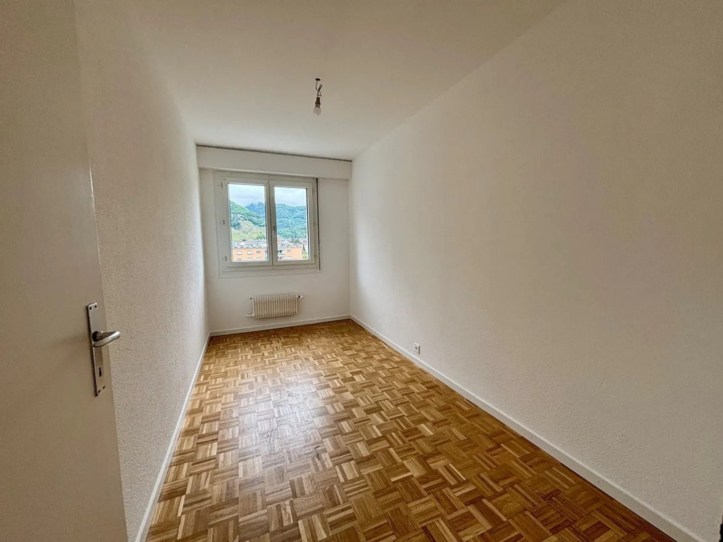 Ampio appartamento 3.5 locali - Foto 6 di 8