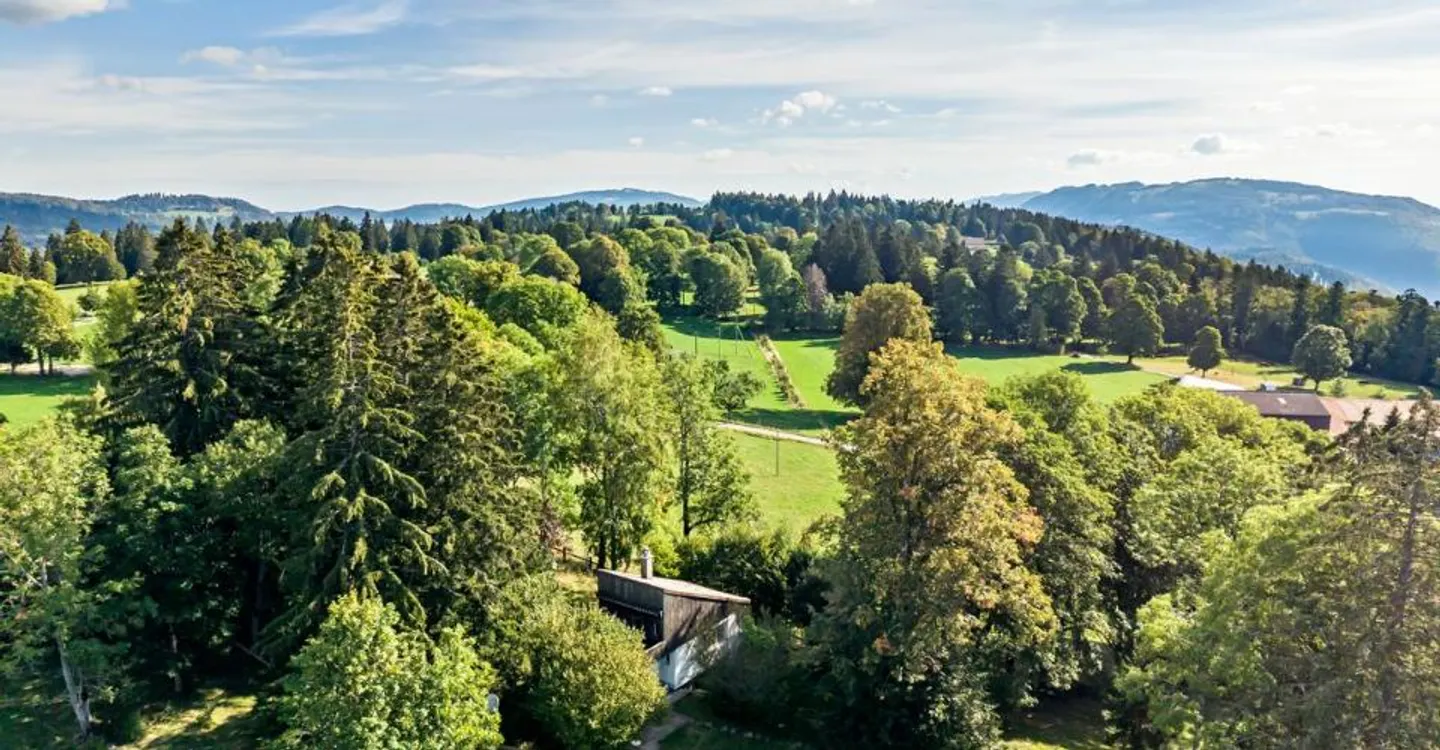Ein Rückzugsort im Herzen der Jurakämme 2.520 m² Natur - Foto 1 von 8