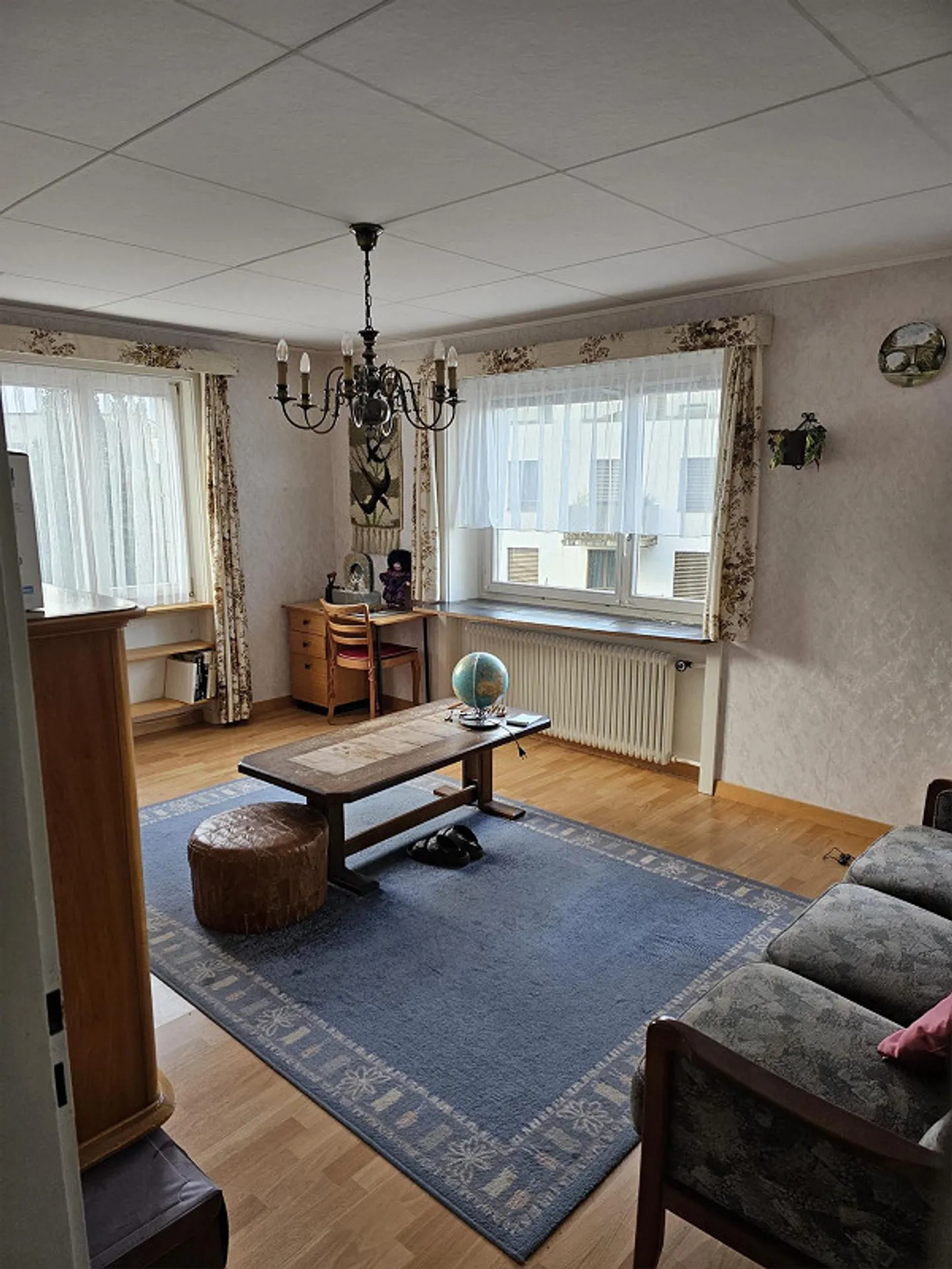 Central Three-Family House with Unobstructed Lake View - Photo 10 of 11