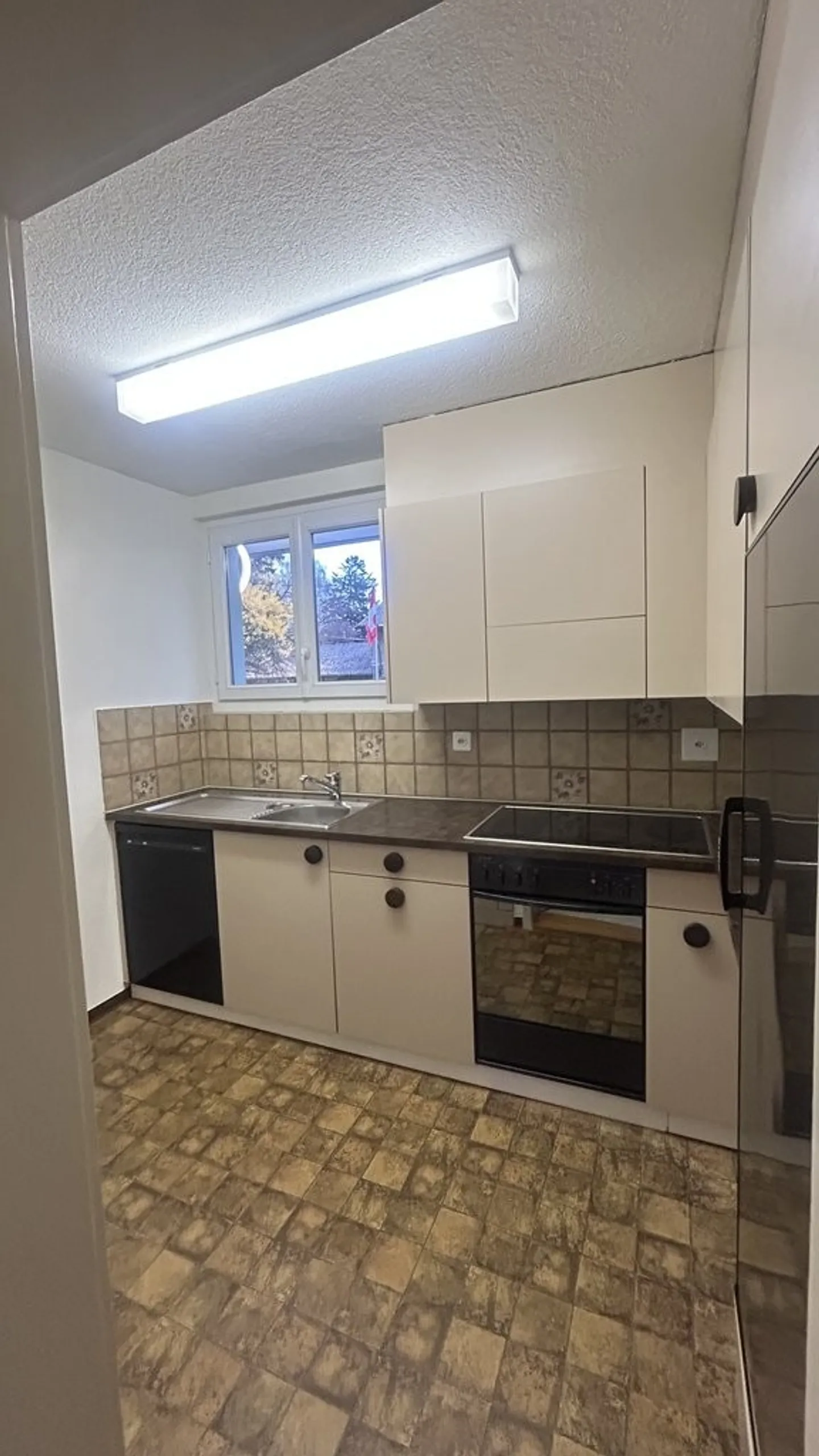 Votre nouvel appartement avec plan de sièges de jardin ? Contrat de location limité - Photo 3 sur 10