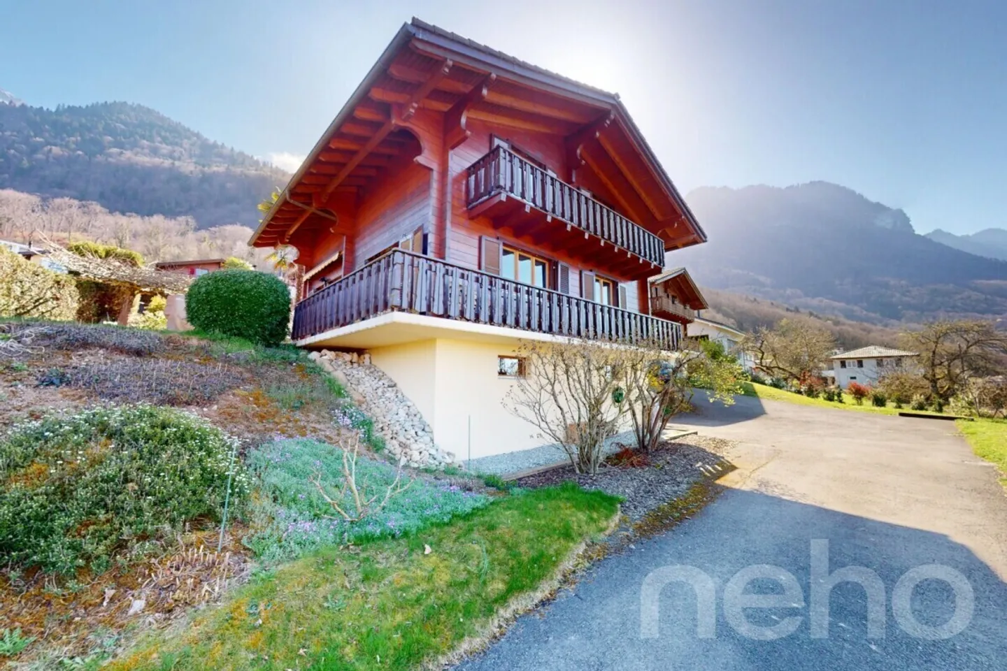 Casa in legno con 5,5 stanze e vista lago - St-Gingolph - Foto 3 di 13