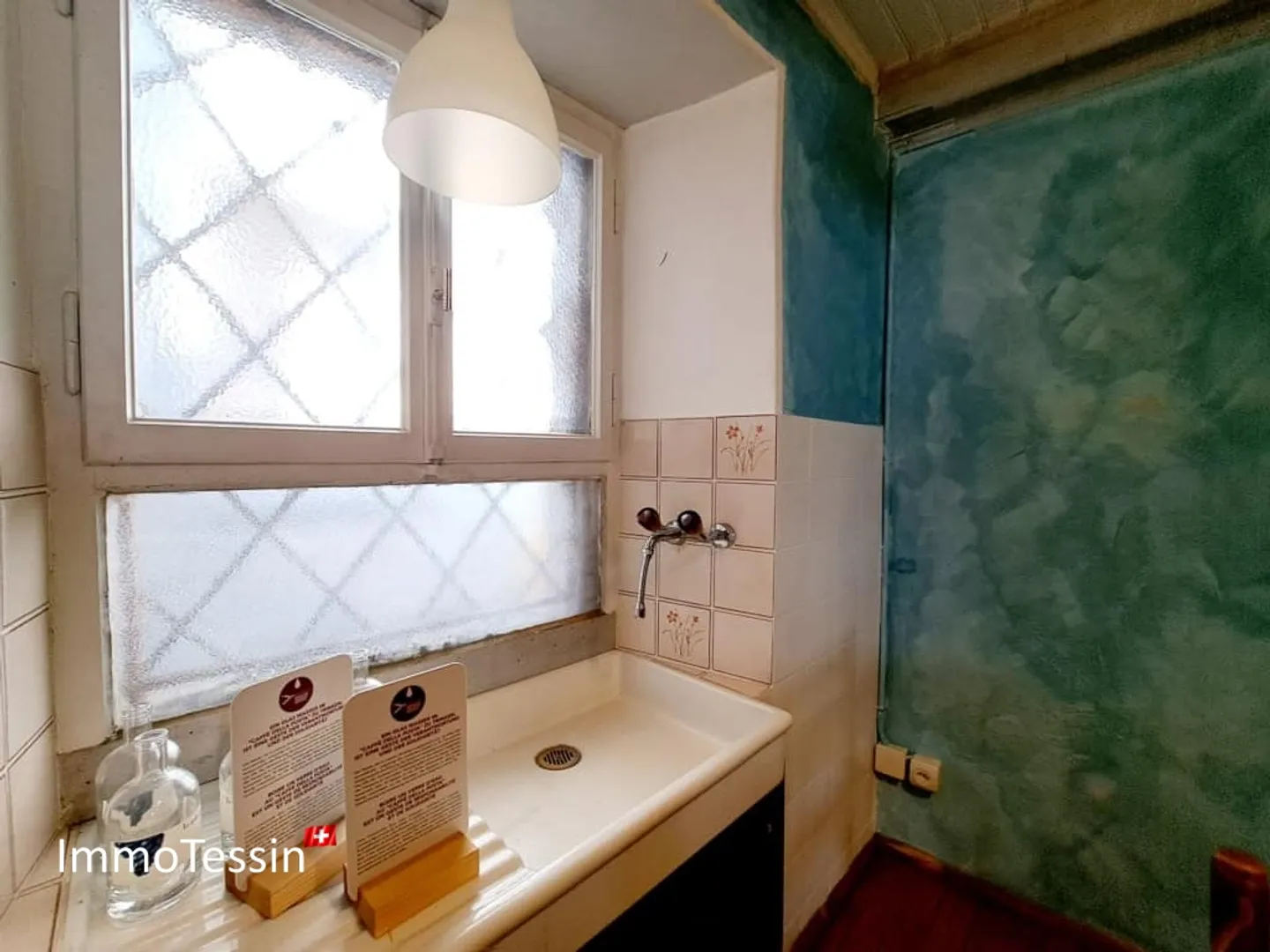 Caffè de la Poste: Storico caffè con 8 stanze in vendita a Loco - Foto 4 di 13