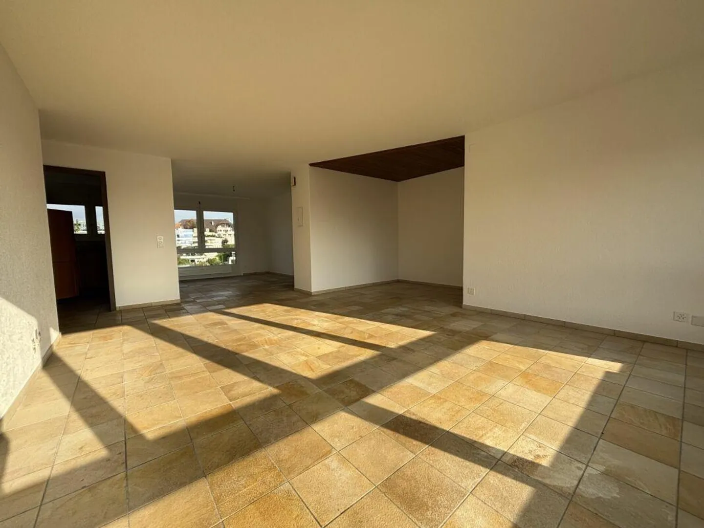 Vivere direttamente sull'Aare con vista sulle Alpi - Foto 3 di 12